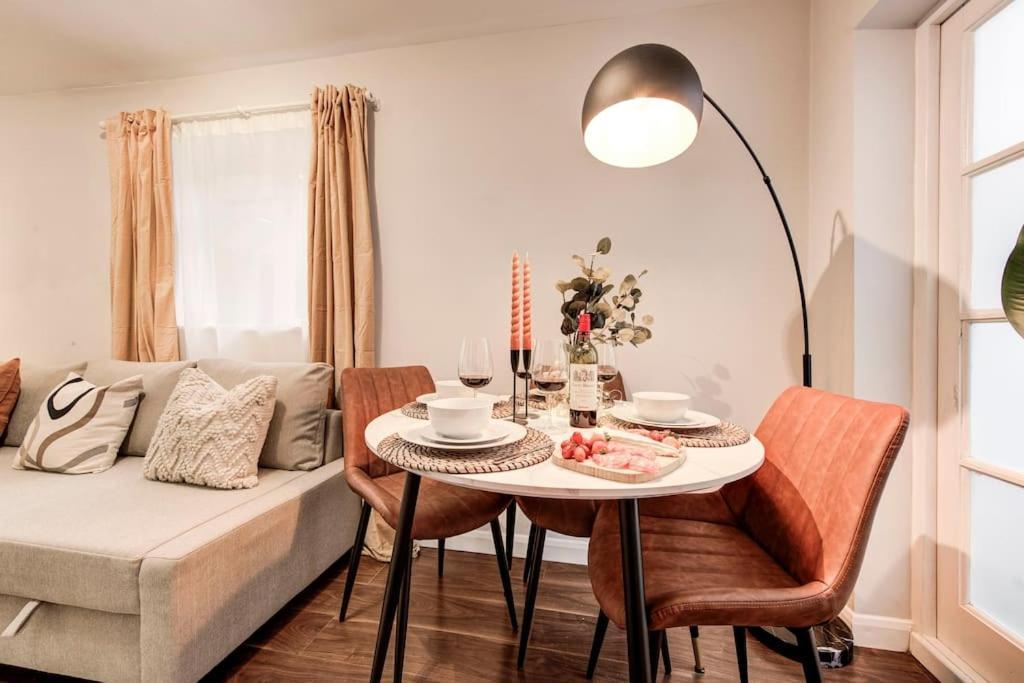 Appartamento Camden Cocoon, 2' From Tube Up To 4 Londra Esterno foto
